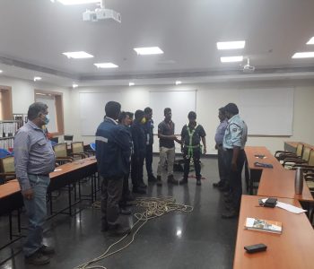 017da55d-531a-439d-8870-9c16d5478bd3